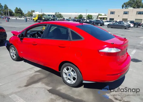 2014 Ford Fiesta Se z USA, uszkodzony, nr VIN 3FADP4BJ9EM133120